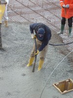 /album/vorbereitungen-fur-bodenplatte-betonieren/betonieren-028-fileminimizer-jpg/